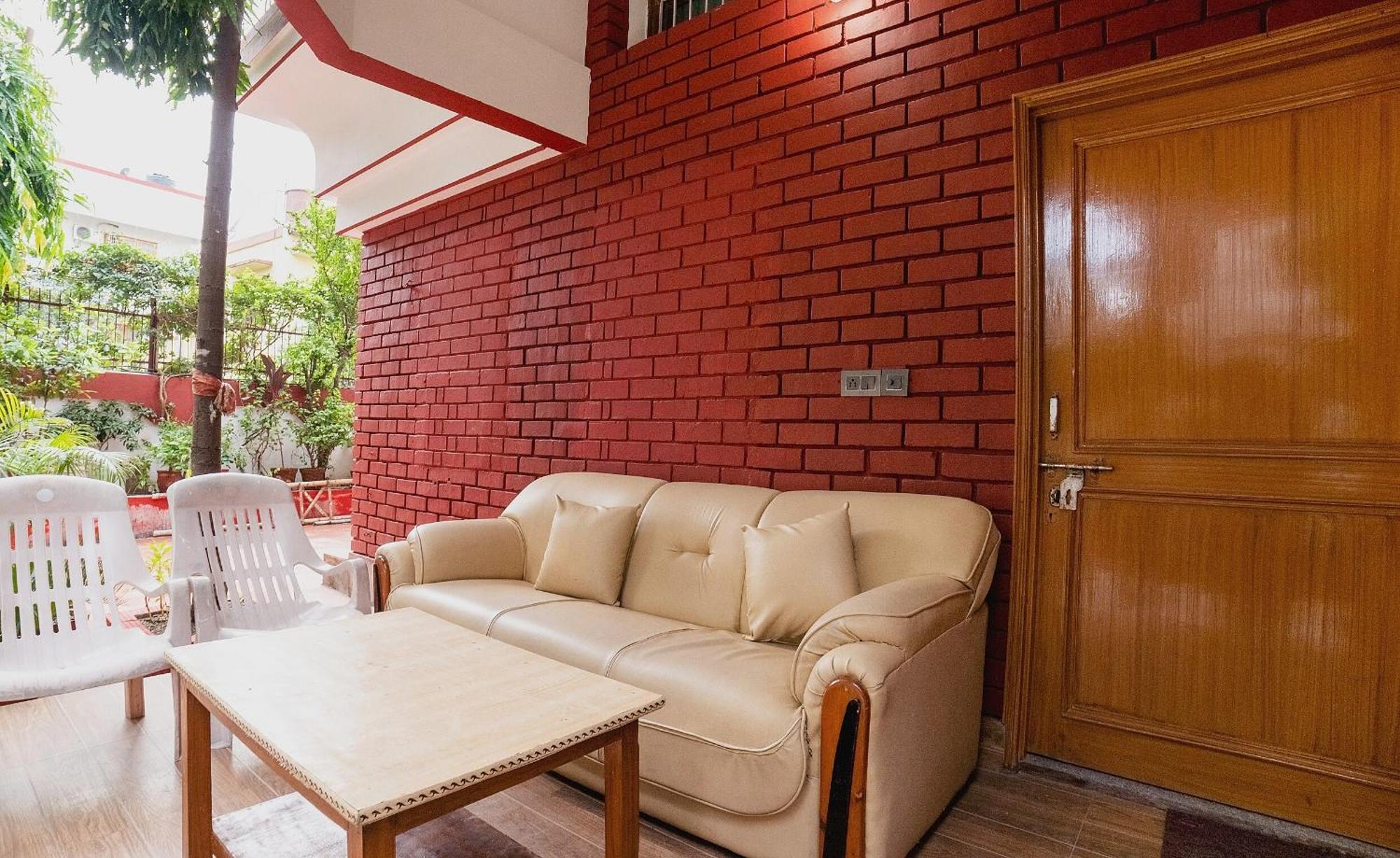 Hotel O Home Gautam Homestay Dehradun Luaran gambar