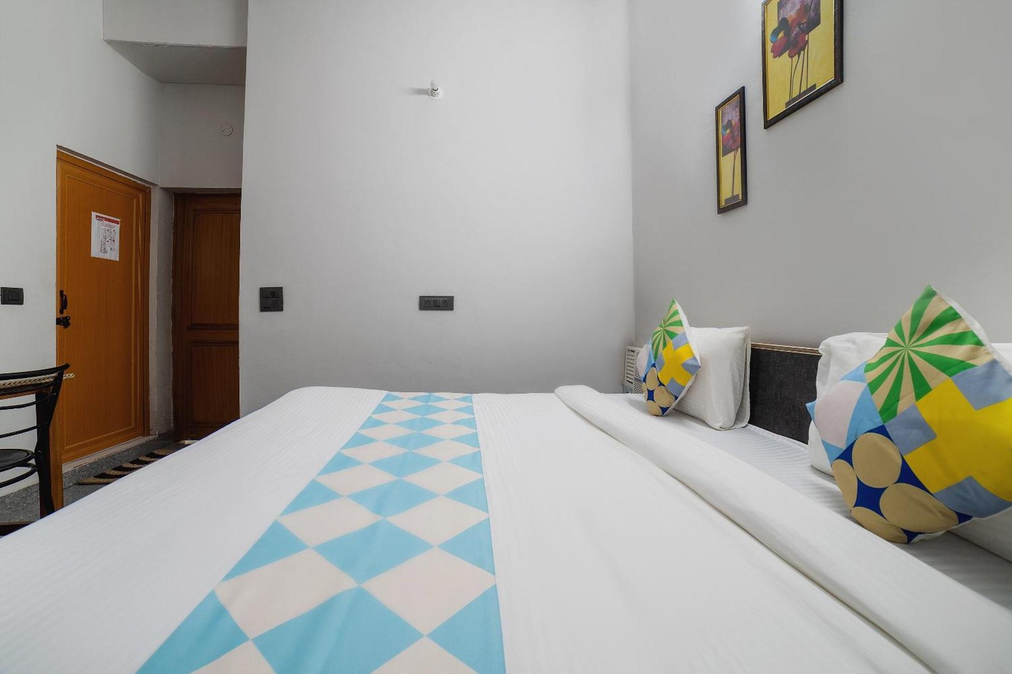 Hotel O Home Gautam Homestay Dehradun Luaran gambar